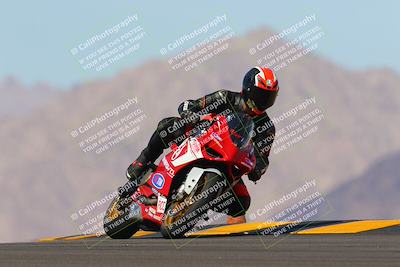 media/Oct-08-2022-SoCal Trackdays (Sat) [[1fc3beec89]]/Turn 9 (1pm)/